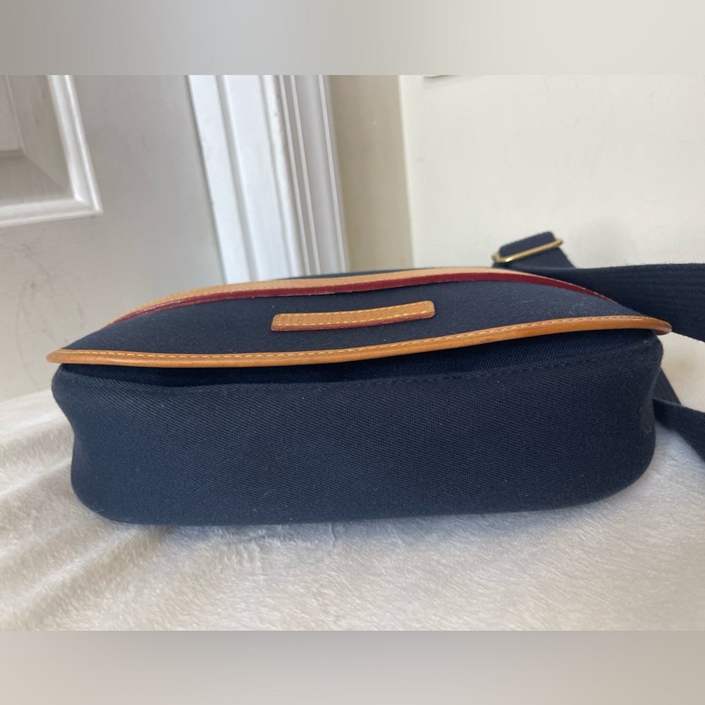 Dooney & Bourke Navy Messenger Bag with Tan Trim EUC - Picture 8 of 15